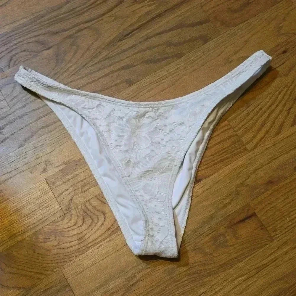 Cotton On Body White Swim Bottoms S